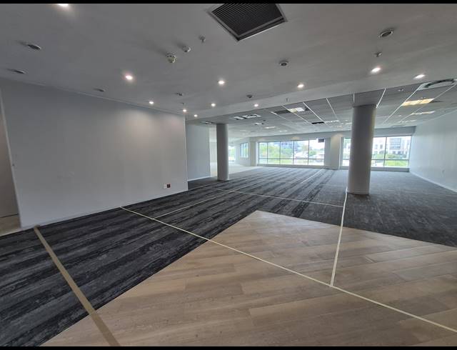 834M² OFFICE TO LET IN SANDTON CENTRAL